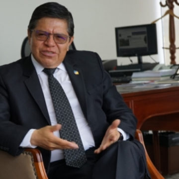 Colombia y Ecuador continúan con reactivación económica