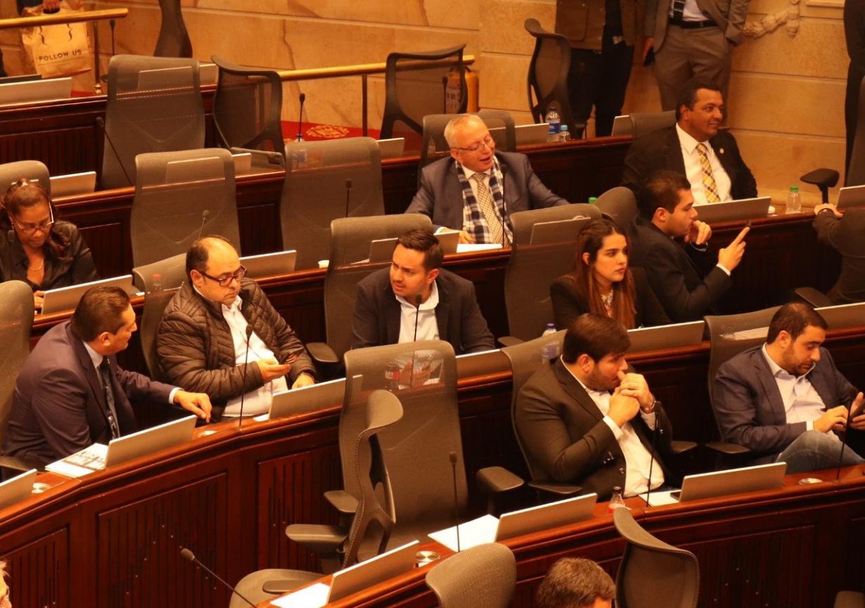 A la Cámara pasó Acto Legislativo que reduce receso congresional