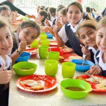 Alimentación escolar sería obligatoria desde el primer día