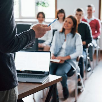 Hacen precisiones sobre las obligaciones de las secretarías de educación cuando se divulga el diagnóstico de VIH de un docente