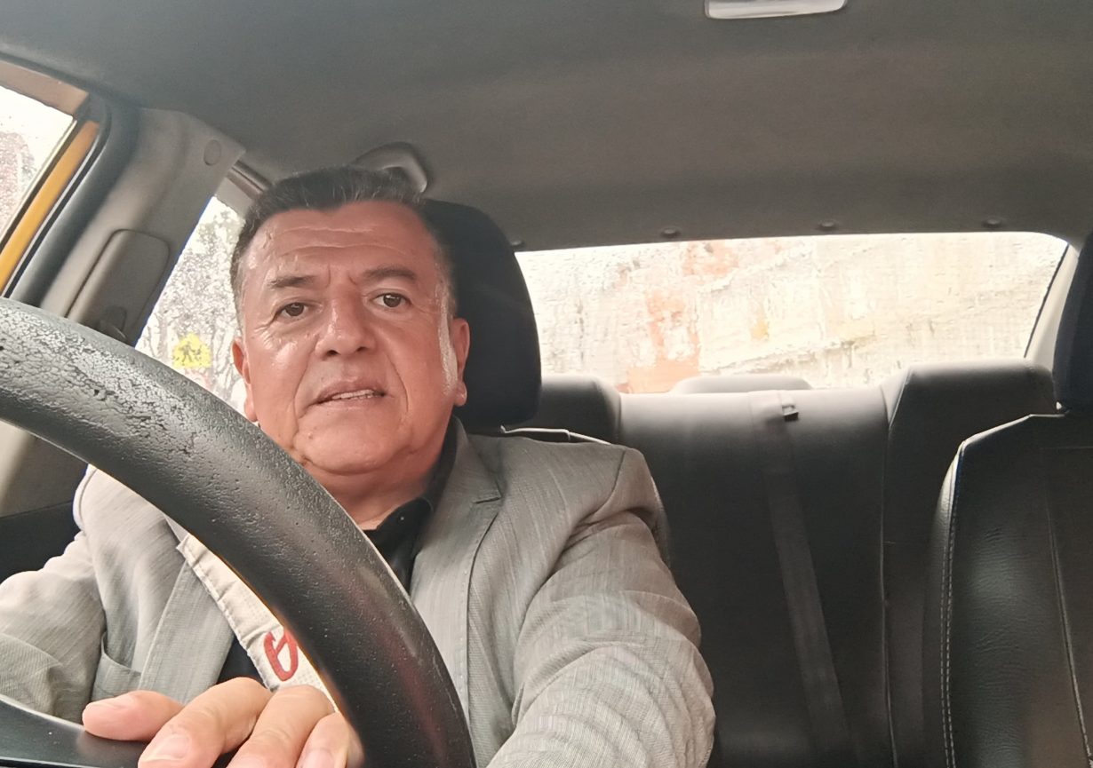 Líder de los taxistas anuncia posible aspiración al Congreso