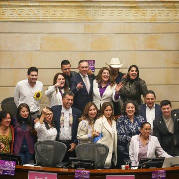 Defensa y proyección del género femenino prioridades de la Comisión de la Mujer