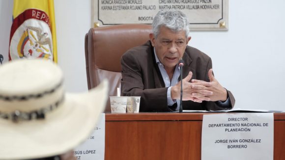 Colombia podría enfrentar una caída en el recaudo de las regalías: González