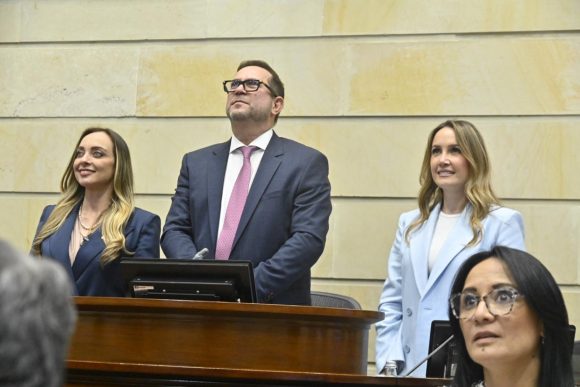 Presidente del Congreso anuncia reinstalación de la Mesa de Voceros y llama a la reconciliación política