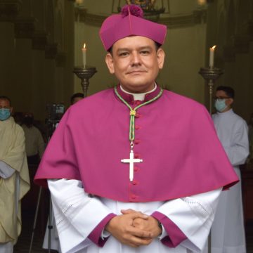 Venezolanos por ahora no pueden regresar a su país: obispo de Tibú