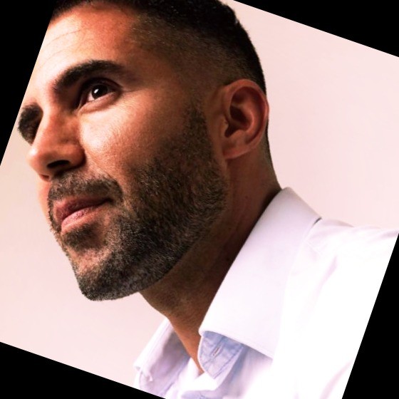 Orgulloso por sus raíces colombianas