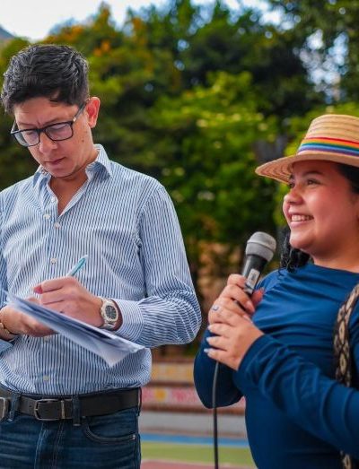 El ministro Daniel Rojas Medellín atendió el llamado del movimiento estudiantil